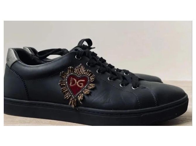 Dolce & Gabbana Sneakers Basse in Pelle Nere con Cuore Rosso Blu - vista 3