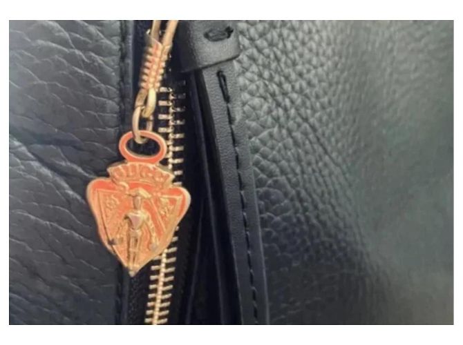Tirante della cerniera Gucci Knight vintage anni '90 Gold hardware - vista 6