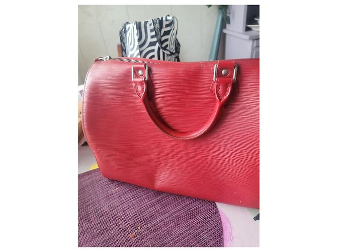 Borsa a mano Louis Vuitton Speedy in pelle rossa Rosso - vista 4