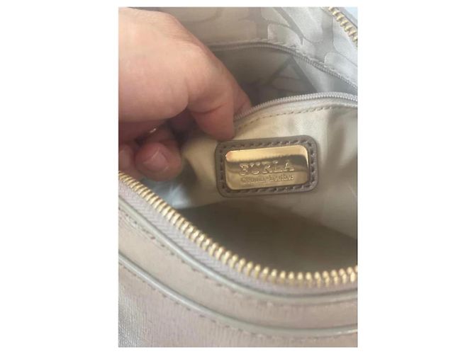 Borsa Furla Elena Bowling in pelle taupe - vista 7
