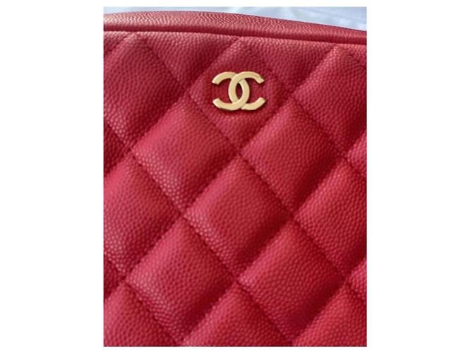 Borsa da viaggio Chanel rossa in pelle caviar Rosso - vista 4