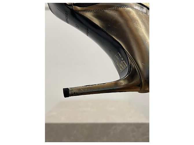 Botines BALENCIAGA T.EU 37 Cuero Dorado - vista 11