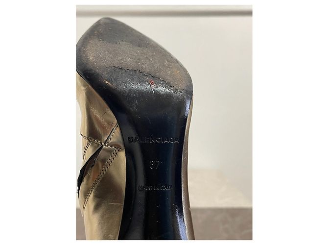 Botines BALENCIAGA T.EU 37 Cuero Dorado - vista 7