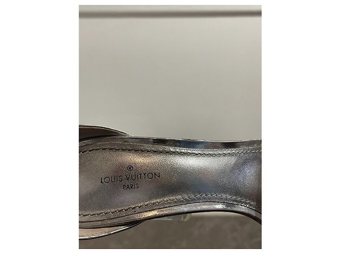 Sandali LOUIS VUITTON T.EU 38 Pelle Argento - vista 6