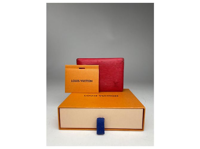 Vintage Louis Vuitton EPI leather Card Holder Red - view 2