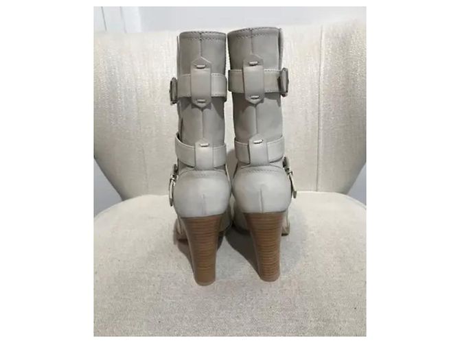 Botas GIANVITO ROSSI T.EU 37.5 Cuero Beige - vista 3