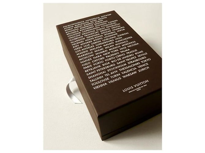LOUIS VUITTON Ruben TOLEDO Postcards from the World Collection Brown - view 6