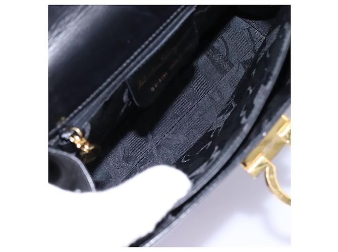 Borsa a mano in pelle Gancini di Salvatore Ferragamo 2way Nero Oro Auth MY114 - vista 20