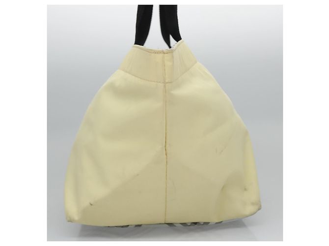 Autre Marque Borsa Tote Burberrys Blue Label in nylon giallo Auth ti2803 - vista 5