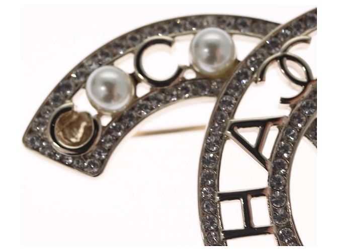 Spilla in metallo argento CHANEL COCO Mark CC Auth bs23017 - vista 4