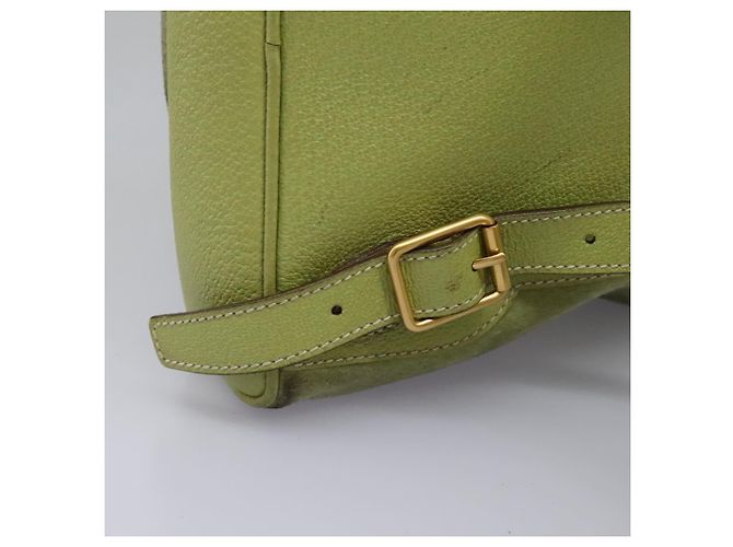 Bamboo Mochila Gucci em couro camurça verde e dourado 003 1956 0030 Auth nb201 - vista 10