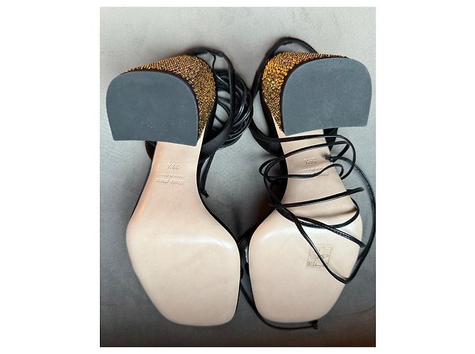 Sandali con tacco Miu Miu in satin nero con laccio alla caviglia - vista 10