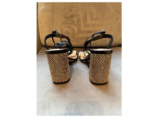 Sandali con tacco Miu Miu in satin nero con laccio alla caviglia - vista 2