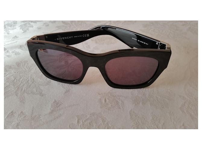 GAFAS DE SOL UNISEX GIVENCHY LOGO 4G. Negro - vista 11