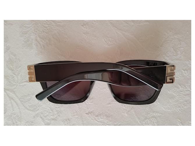 GAFAS DE SOL UNISEX GIVENCHY LOGO 4G. Negro - vista 4
