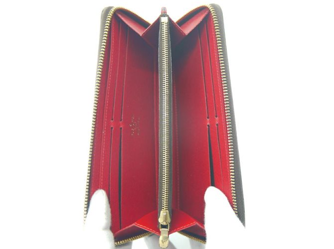 Cartera Larga Louis Vuitton Clemence Castaño Fucsia - vista 6