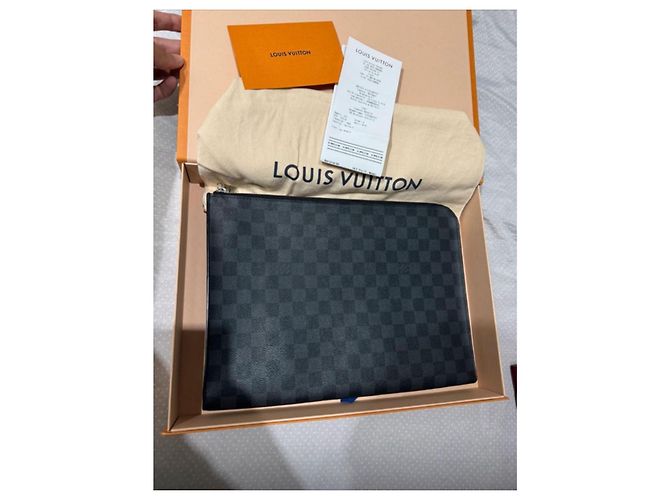 Pochette Porta Documenti Louis Vuitton Pelle Nera Nero - vista 3