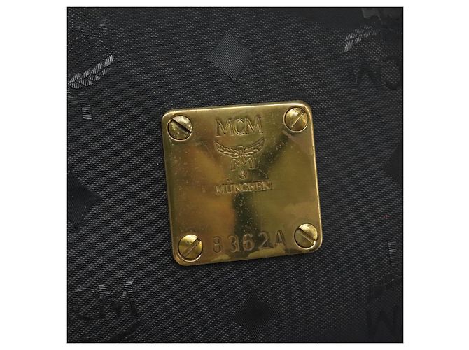 Borsa a mano MCM Vicetos Logogram in PVC 2 vie nera e oro Auth JB035 Nero D'oro - vista 15