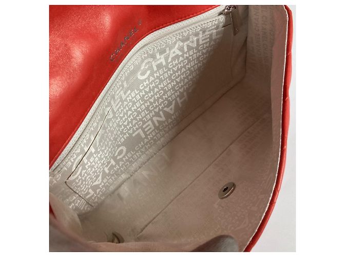Chanel Rote Lammleder Schultertasche - Ansicht 10