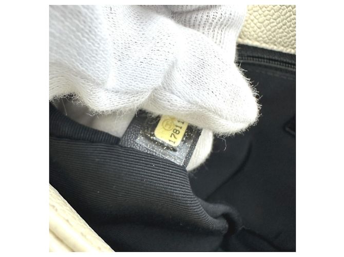 Borsa a catena trapuntata Chanel CC Coco Mark Bianco - vista 12