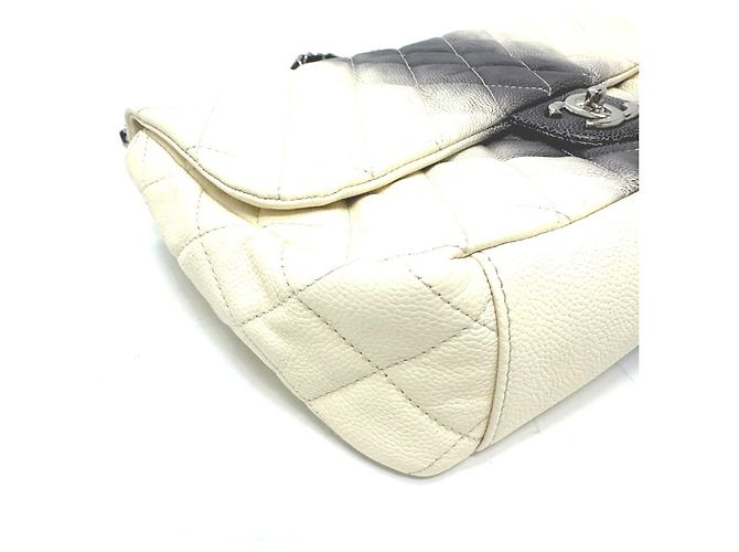 Borsa a catena trapuntata Chanel CC Coco Mark Bianco - vista 5