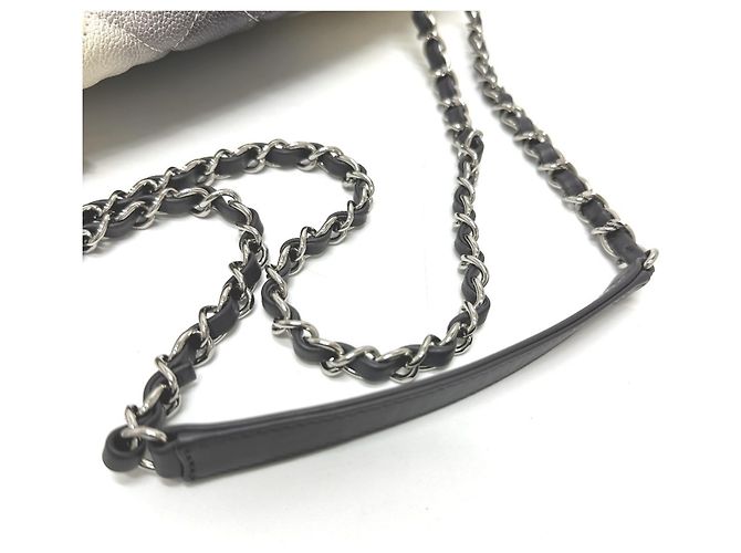 Borsa a catena trapuntata Chanel CC Coco Mark Bianco - vista 7