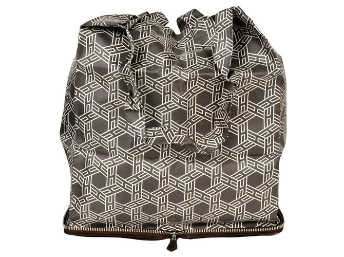 Hermès Bolsa Eco Silky Pop de Hermes en Marrón Oscuro - vista 3
