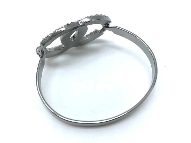 Bracciale charm in strass Chanel Coco Mark CC - vista 6