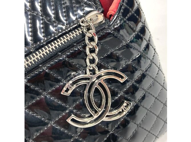 Clutch in pelle verniciata nera Chanel Nero - vista 8