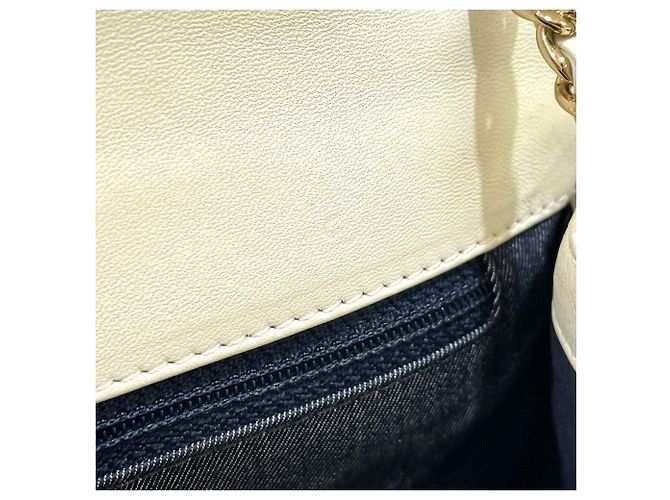 Chanel CC Coco Mark Flap Pochette Bag White Red - view 7