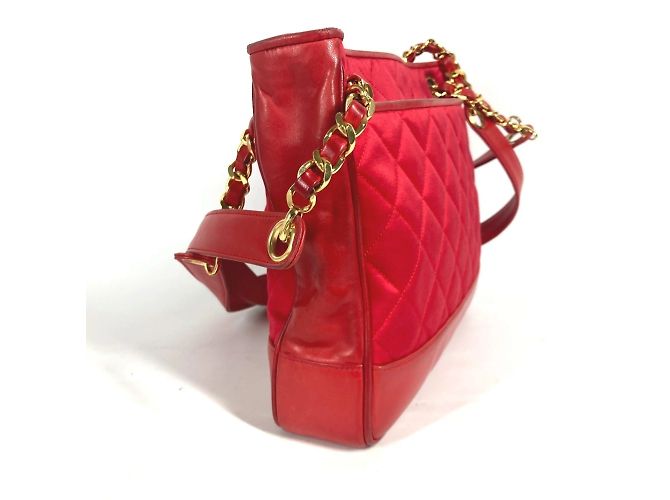 Borsa a catena matelassé Coco Ball Vintage di Chanel Rosso - vista 3