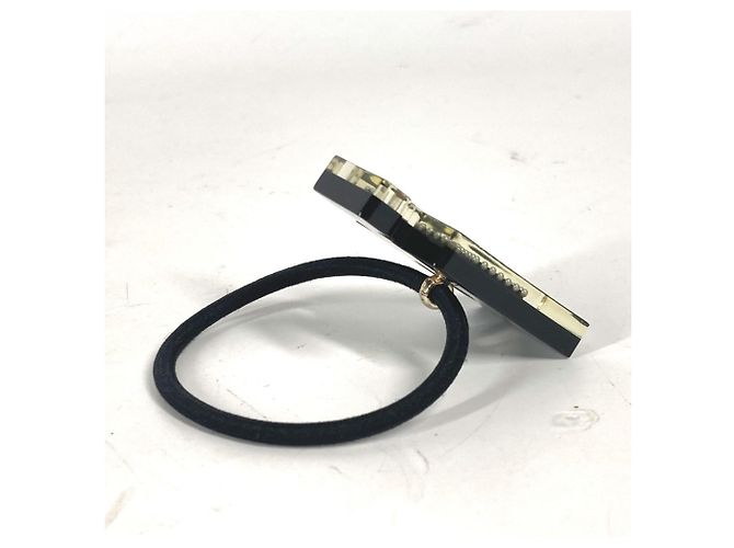 Design della bottiglia di profumo Chanel 17A Logo Elastico per capelli Nero D'oro - vista 3