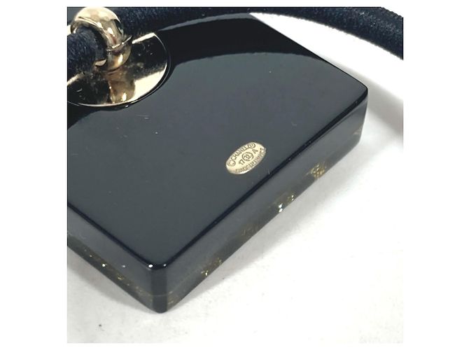 Design della bottiglia di profumo Chanel 17A Logo Elastico per capelli Nero D'oro - vista 9