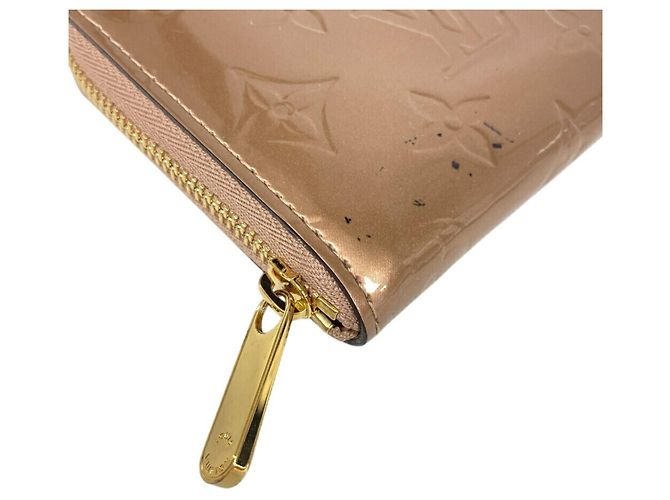 Monedero Monogram Vernis de Louis Vuitton Beige - vista 3