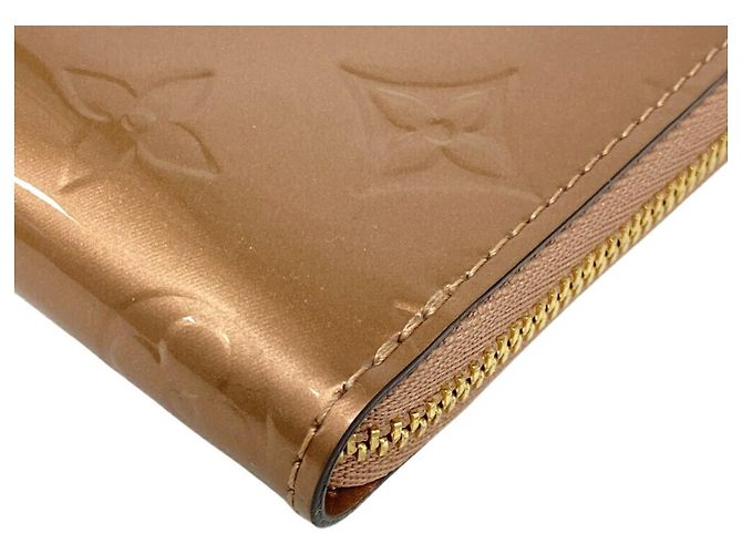 Monedero Monogram Vernis de Louis Vuitton Beige - vista 4