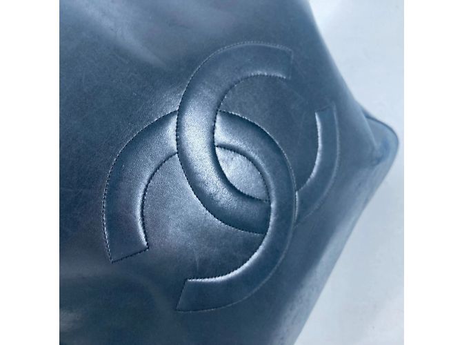 Timeless Chanel Vintage CC Coco Mark Schultertasche Marineblau - Ansicht 8