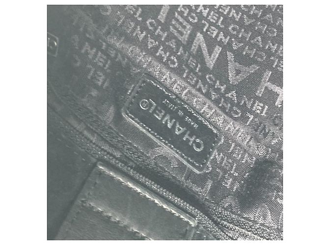 Borsa a spalla in pelle nera e bianca Chanel Nero Bianco - vista 3