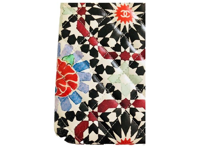 Chanel Clutch Paris Dubai in pelle d'agnello trapuntata multicolore - vista 12