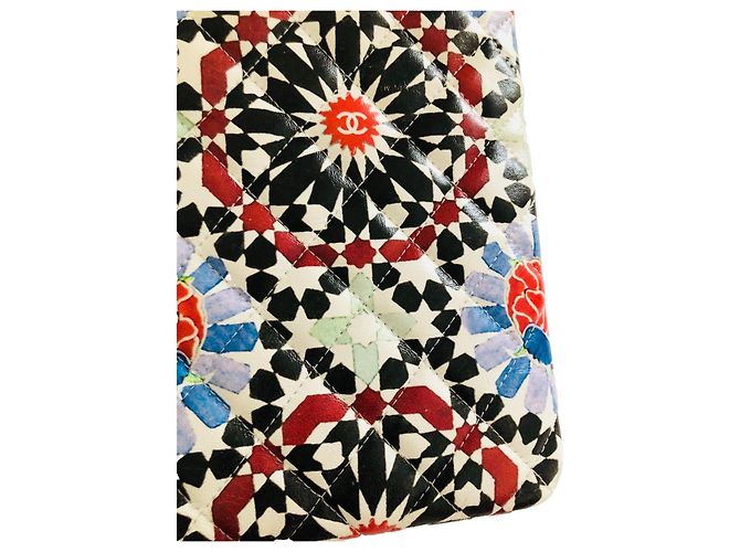 Chanel Clutch Paris Dubai in pelle d'agnello trapuntata multicolore - vista 13