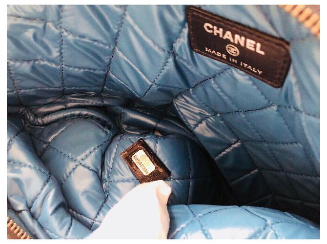 Chanel Clutch Paris Dubai in pelle d'agnello trapuntata multicolore - vista 8