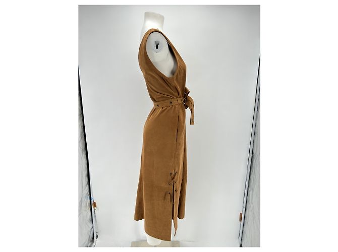 Autre Marque Vestido MUNTHE T.FR 34 de ante Camello - vista 3