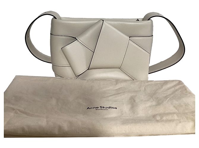 Acne Studios Musubi Knot-Embellished Shoulder Bag In White Leather - view 4