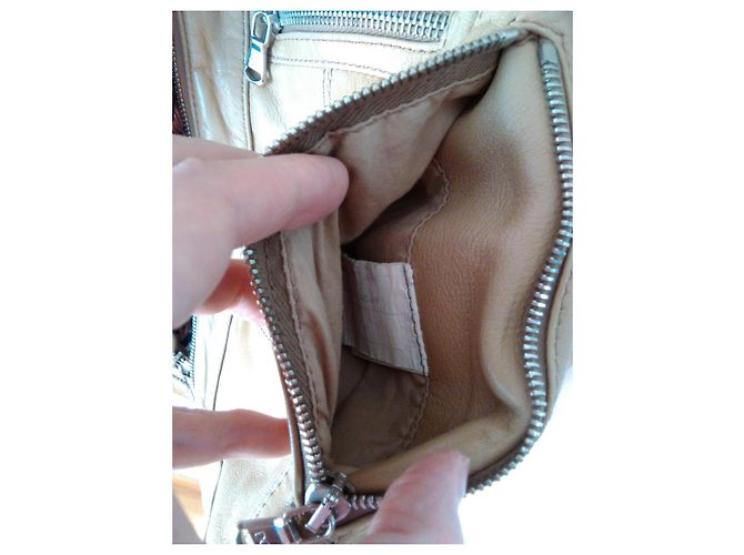 DOLCE & GABBANA CHAQUETA DE CUERO CON EFECTO DESGASTADO. Beige - vista 6