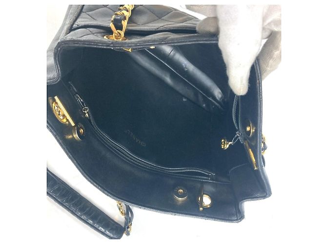 Borsa a spalla trapuntata vintage Chanel Nero D'oro - vista 13