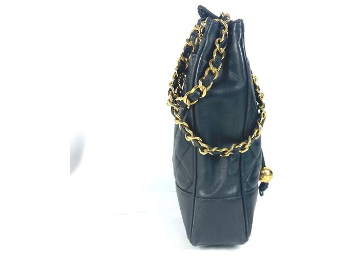 Borsa a spalla trapuntata vintage Chanel Nero D'oro - vista 3