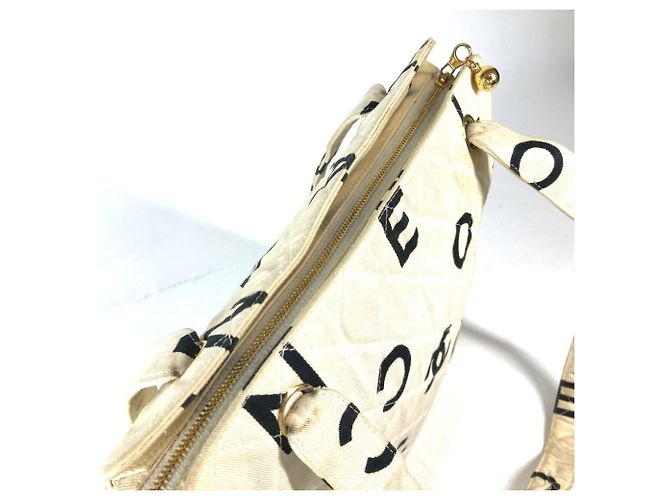 Timeless Chanel Vintage CC Coco Mark Logo Schultertasche Schwarz Weiß - Ansicht 11