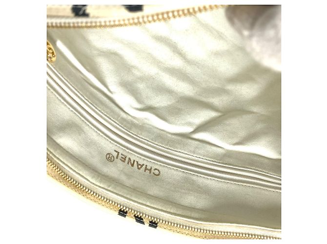 Timeless Chanel Vintage CC Coco Mark Logo Schultertasche Schwarz Weiß - Ansicht 13