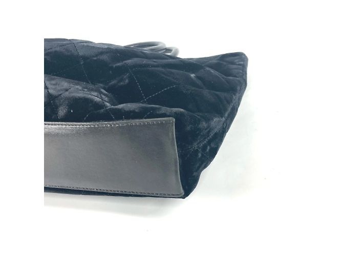 Chanel Matelassé gesteppte Velours-Tasche Schwarz - Ansicht 6