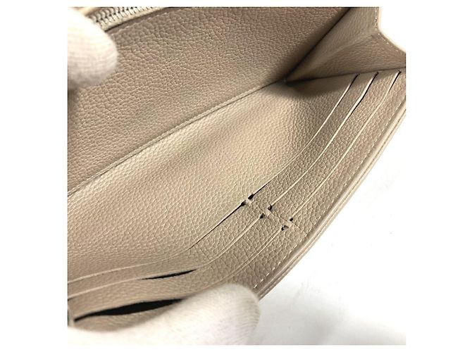 Cartera Larga Iris Mahina Louis Vuitton Beige - vista 12