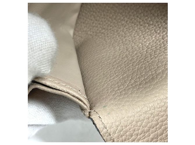 Cartera Larga Iris Mahina Louis Vuitton Beige - vista 16